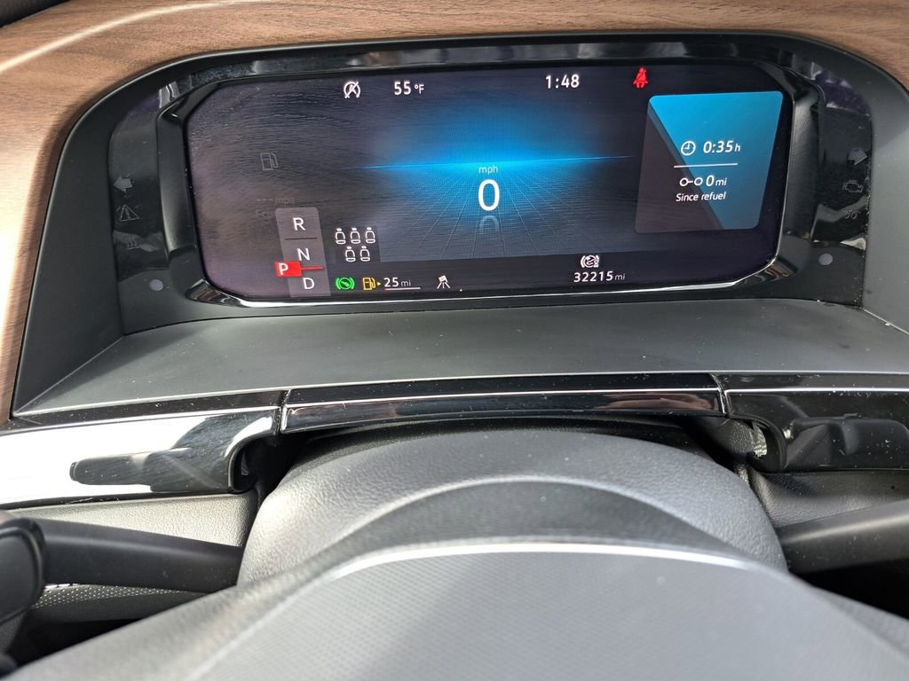 Used 2025 Volkswagen Atlas SE image 12