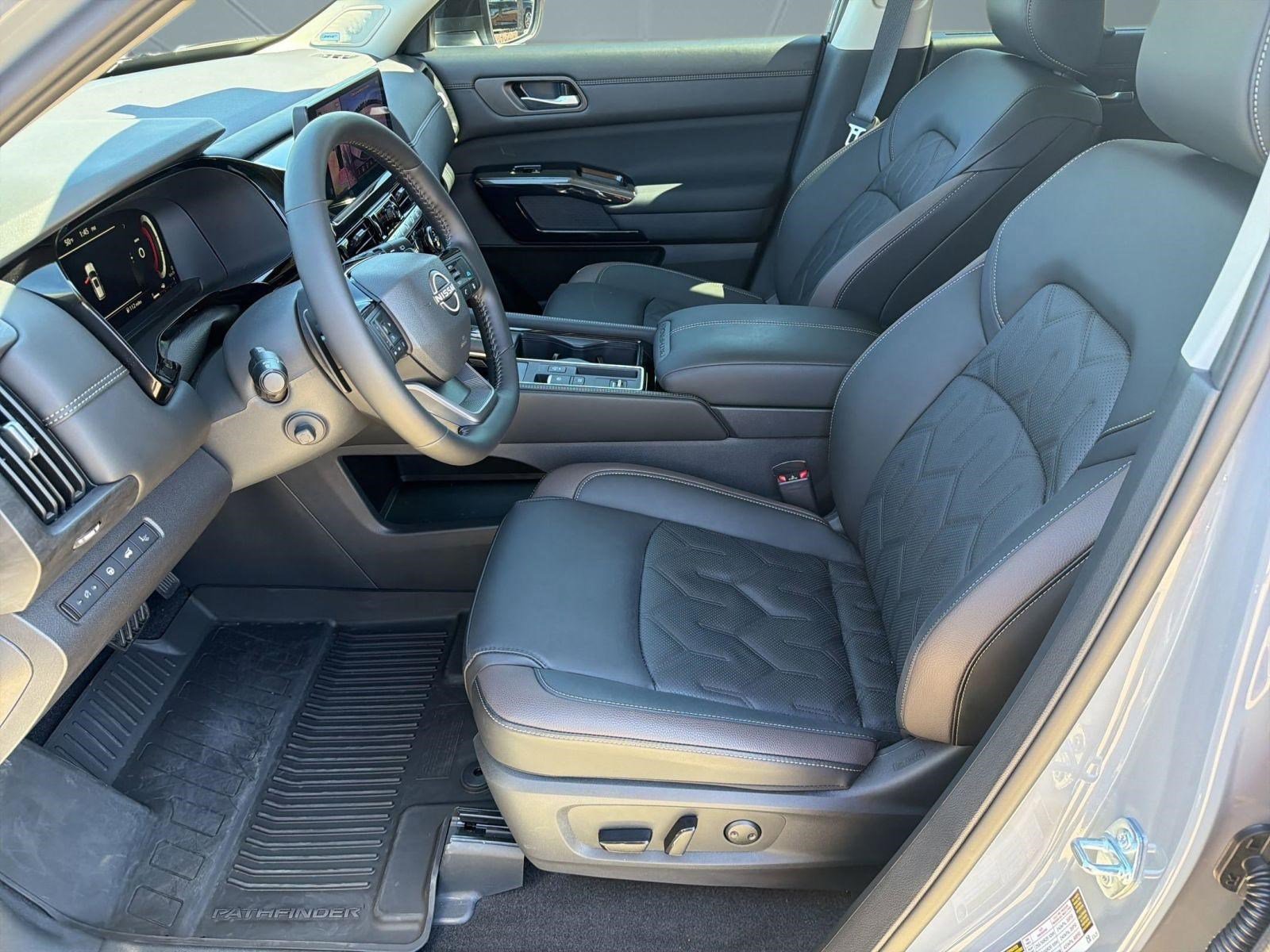 New 2026 Nissan Pathfinder Platinum image 5