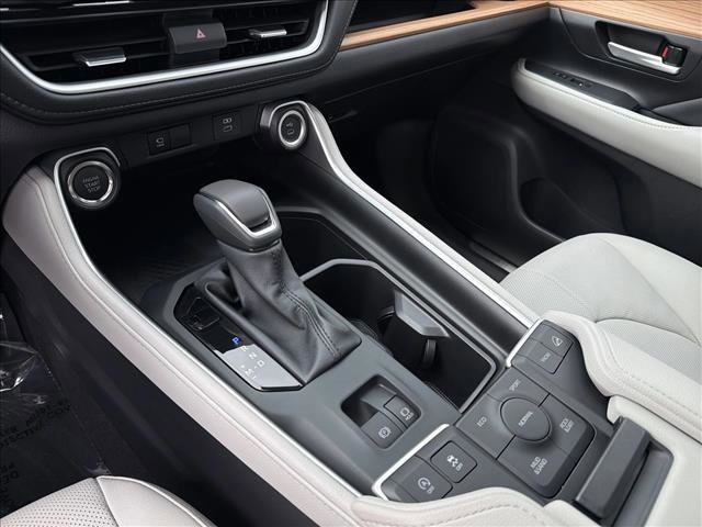 New 2026 Toyota Grand Highlander Limited image 18