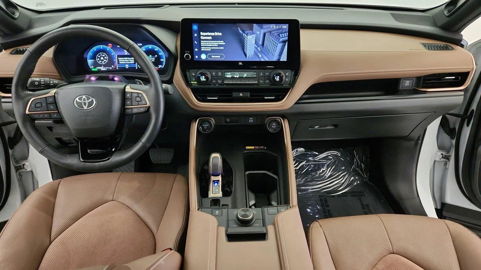 Used 2024 Toyota Grand Highlander AWD Hybrid image 27