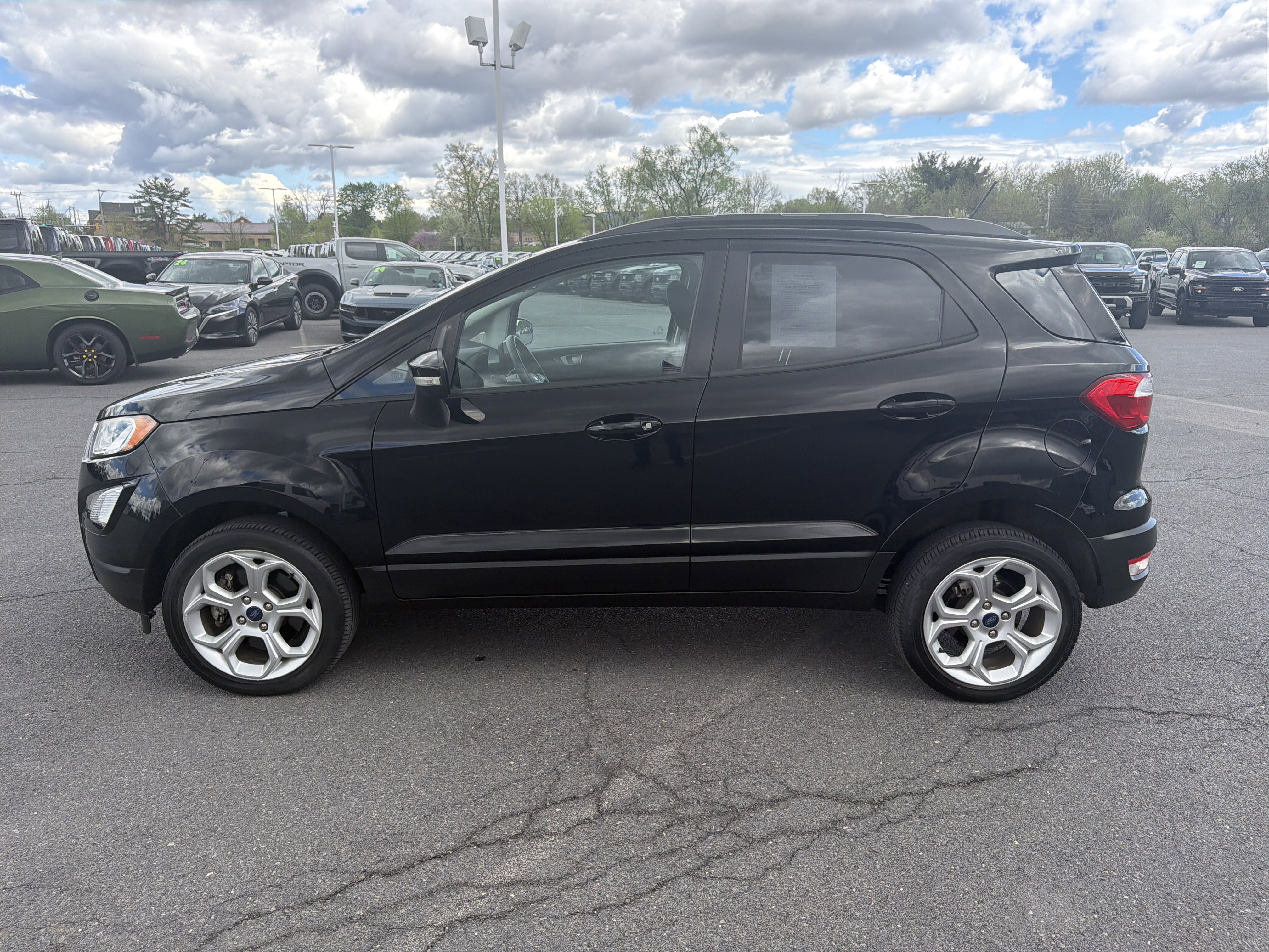 Used 2021 Ford EcoSport SE w/ SE Convenience Package image 7