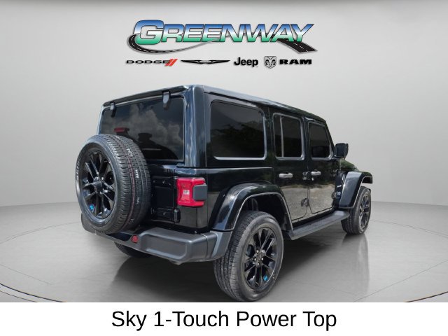 Used 2022 Jeep Wrangler Unlimited Sahara AWD/4WD image 4