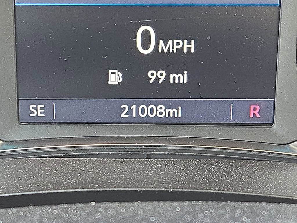 Used 2023 Chevrolet Traverse LT image 25