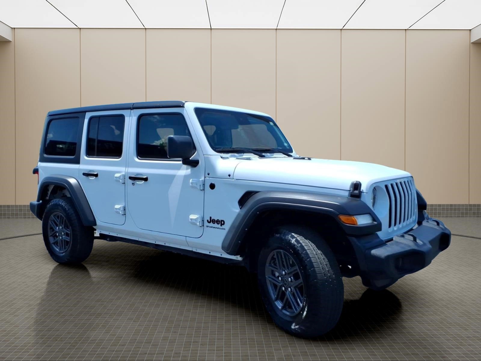 Used 2024 Jeep Wrangler Unlimited Sport AWD/4WD image 5