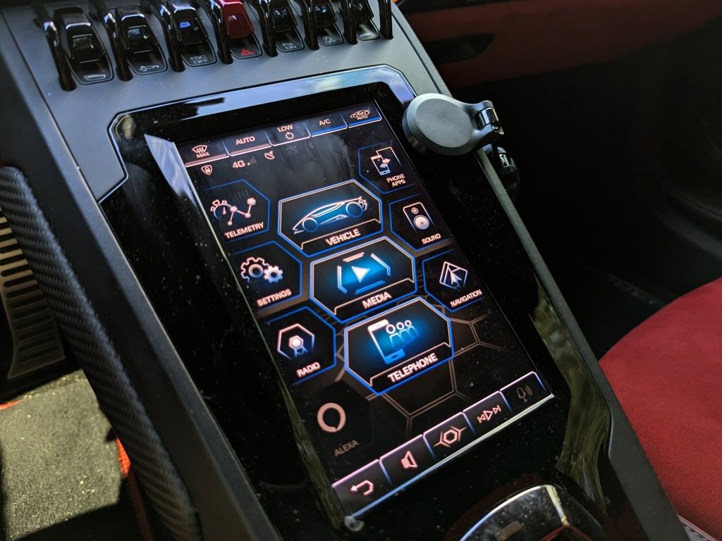 Used 2020 Lamborghini Huracan EVO image 21