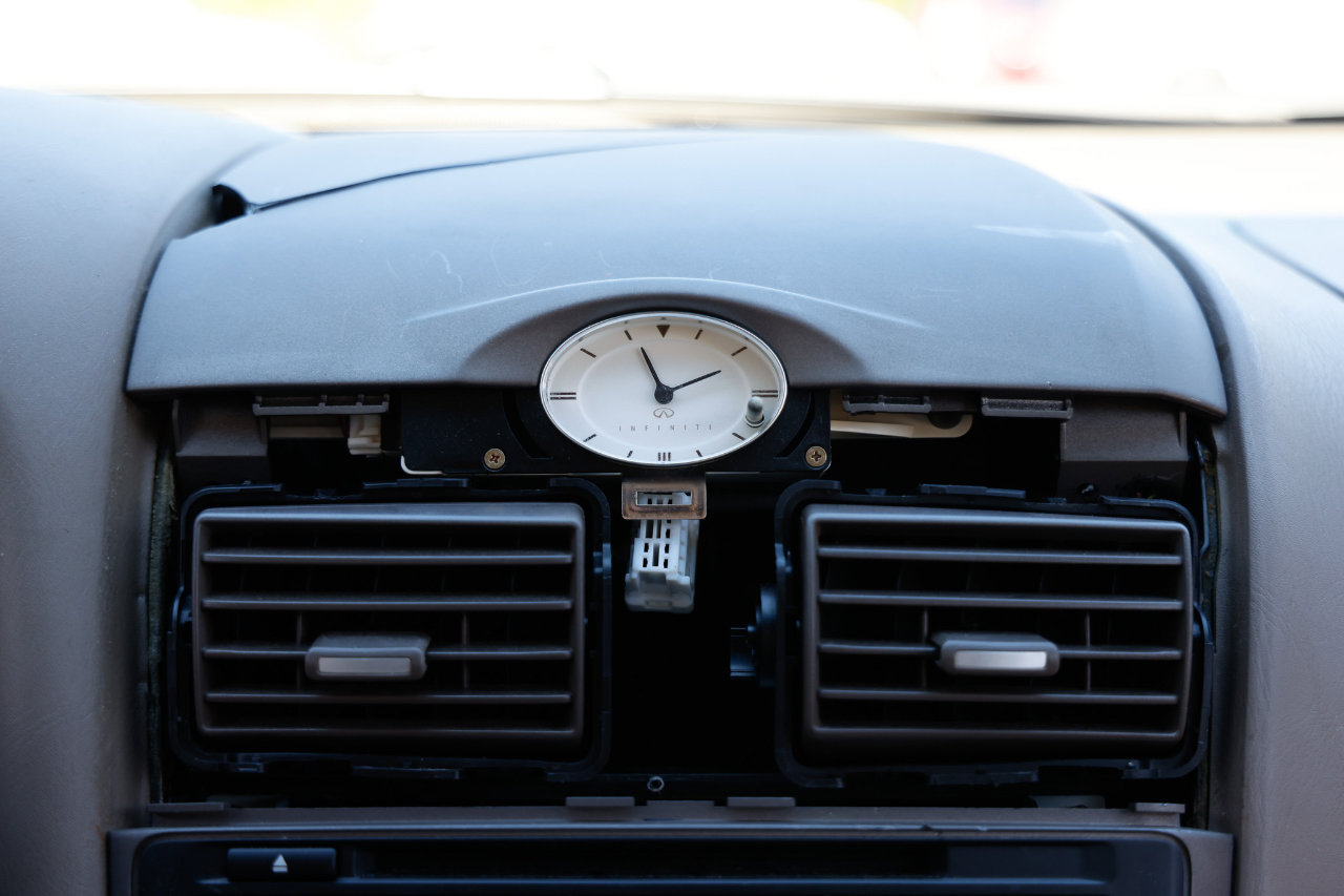 Used 2001 INFINITI I30 TOURING w/ (B03) Touring Sport Pkg image 31