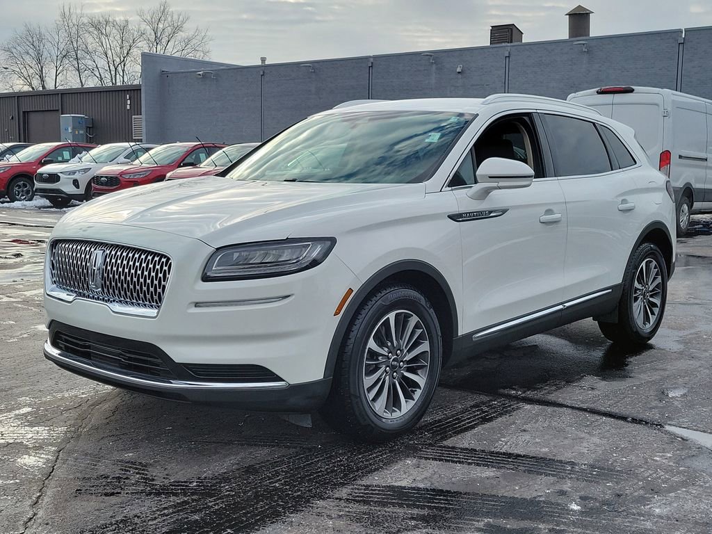 Certified 2023 Lincoln Nautilus AWD w/ Premium Package image 8