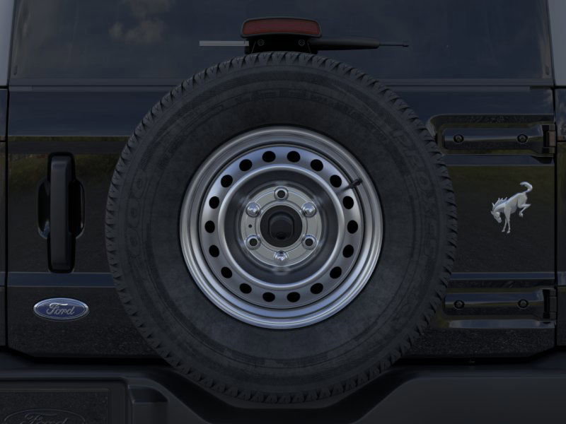 New 2025 Ford Bronco 4-Door image 24