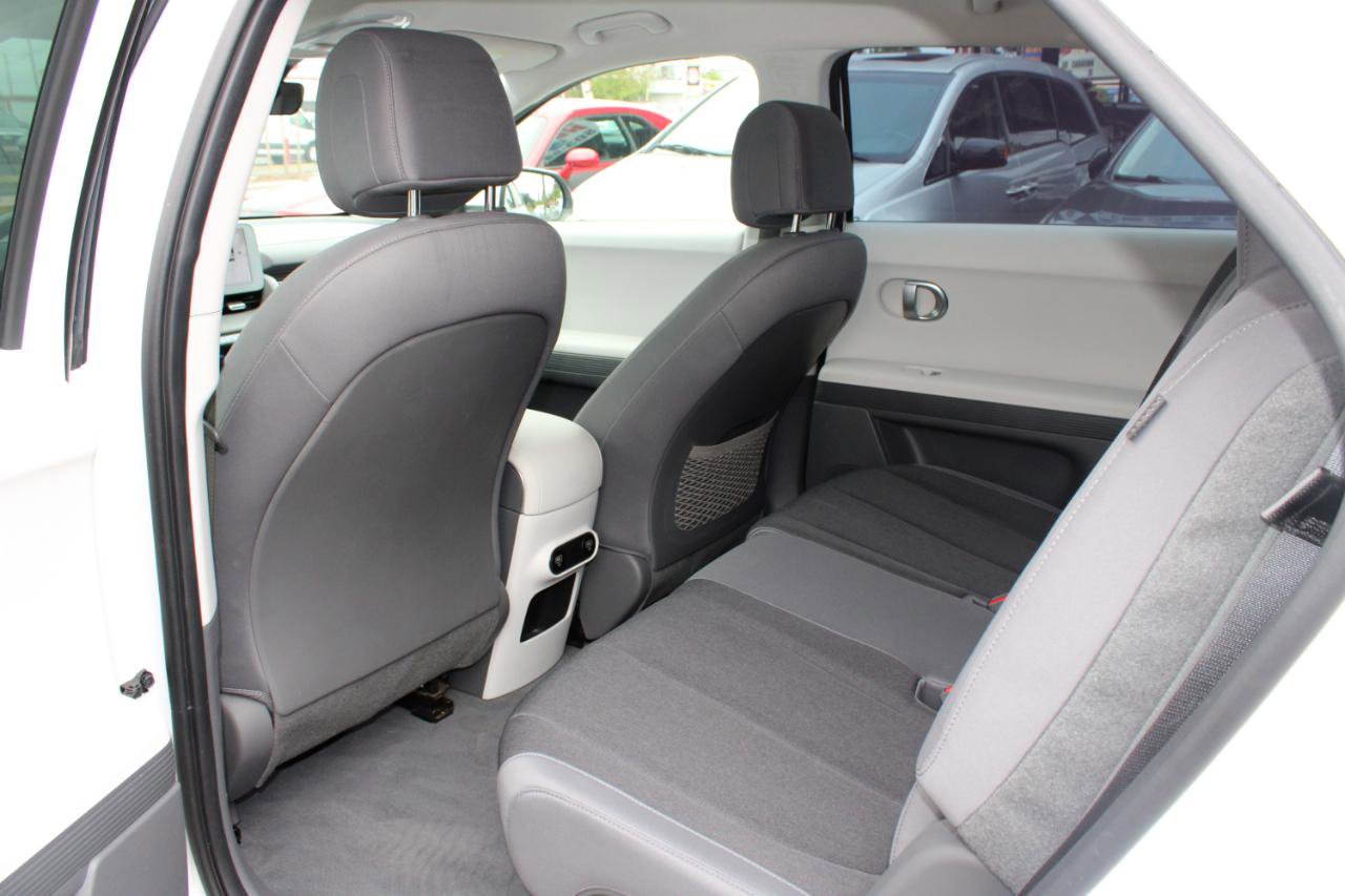 Used 2024 Hyundai Ioniq 5 SE RWD image 13