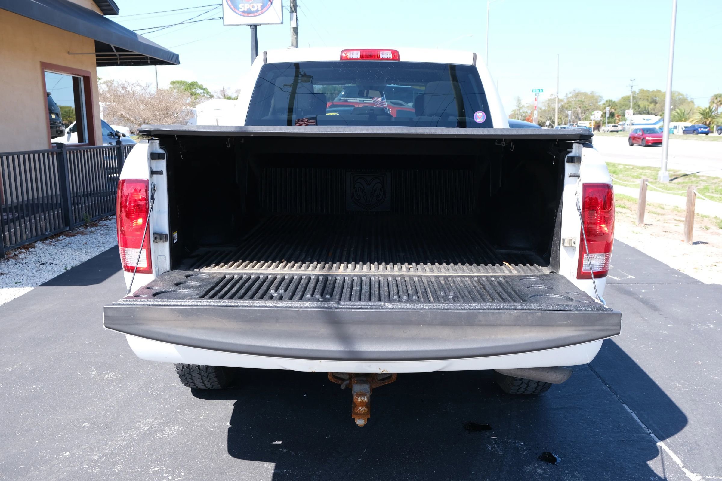 Used 2017 RAM 1500 Express image 20