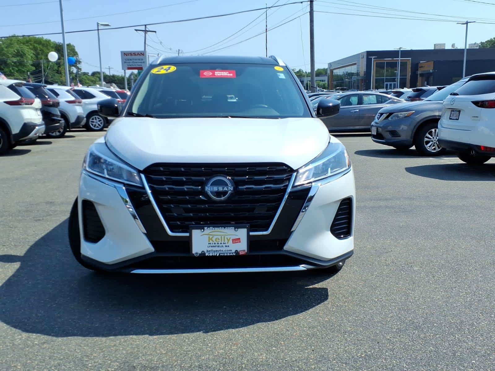 Certified 2024 Nissan Kicks SV FWD image 2
