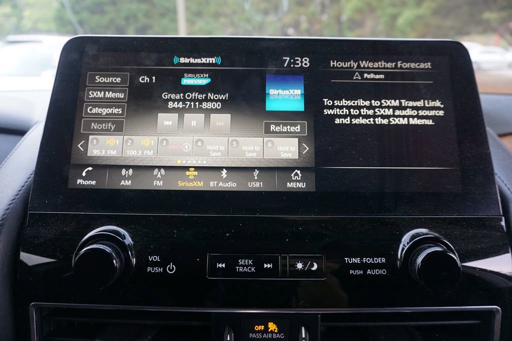 Used 2023 Nissan Armada SL w/ Captain's Chairs Package image 11