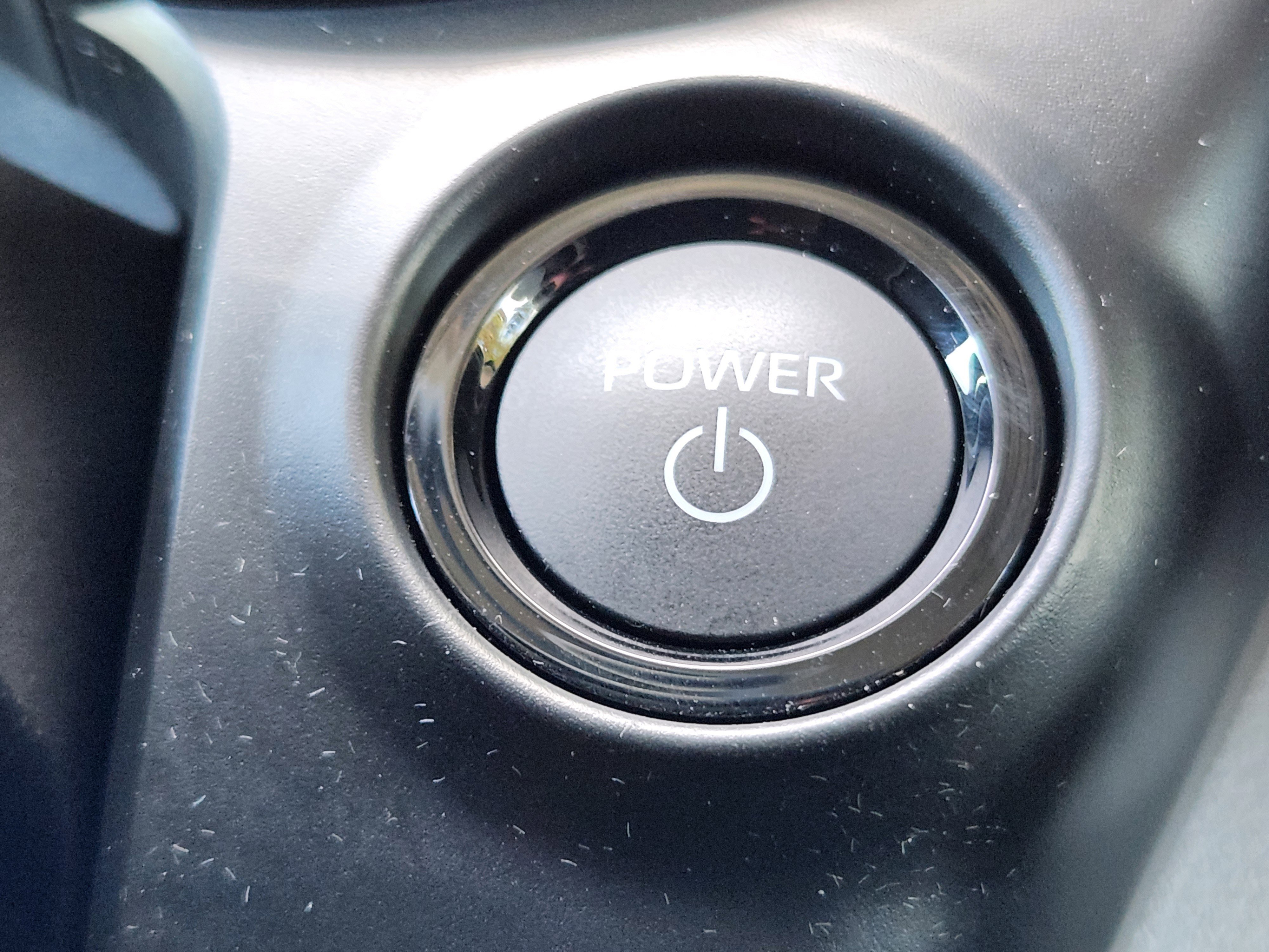 Certified 2026 Toyota Sienna XLE image 17