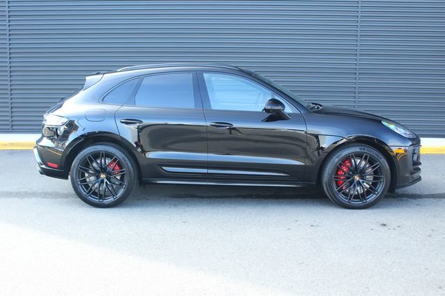 New 2026 Porsche Macan GTS image 9