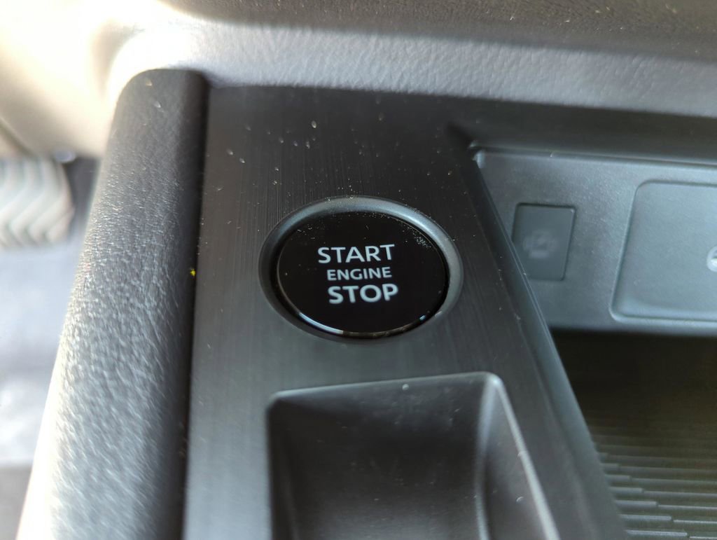 New 2026 Nissan Kicks SV image 32