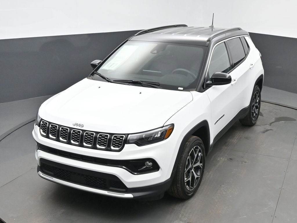 Used 2025 Jeep Compass Limited image 38