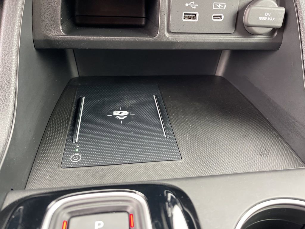 Used 2025 Honda Pilot Elite image 16