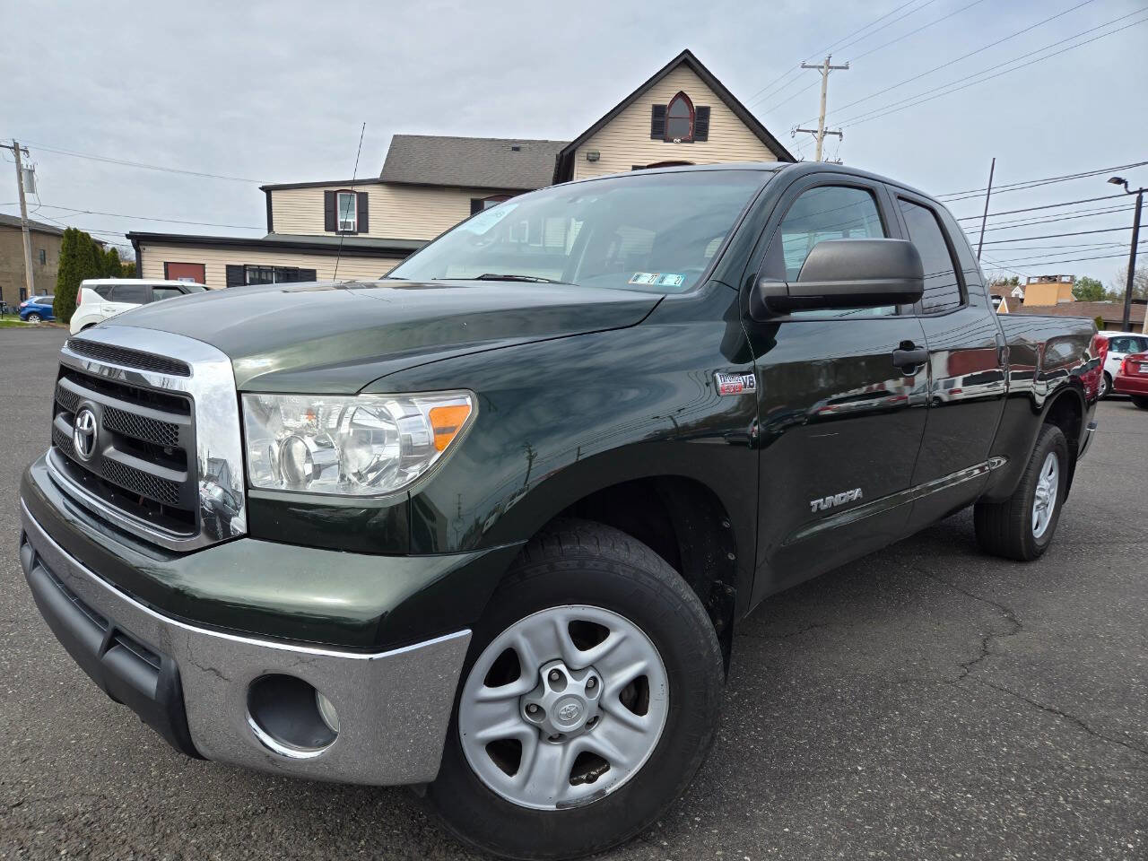 Used 2010 Toyota Tundra 2WD Double Cab image 2