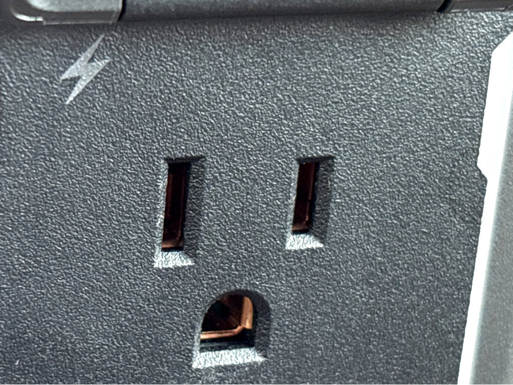 Used 2025 Chevrolet Silverado 1500 Custom image 29