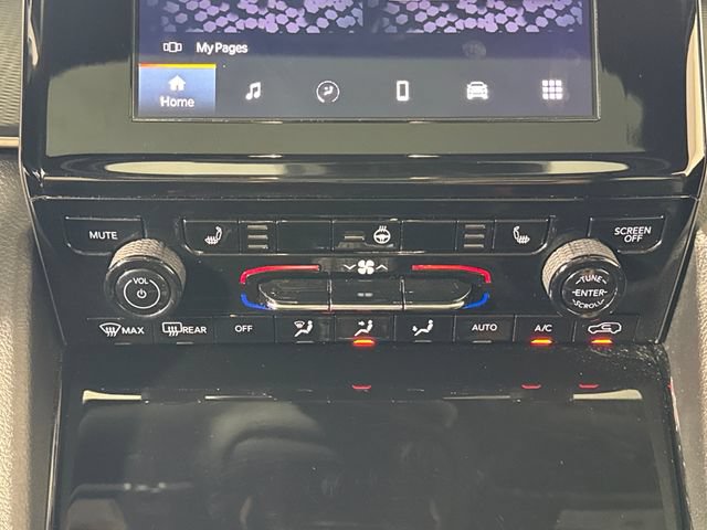 Used 2023 Jeep Grand Cherokee Altitude AWD/4WD image 25
