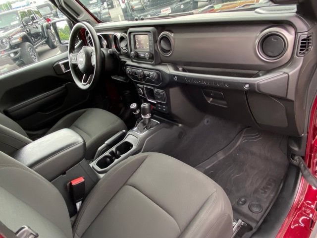 Used 2021 Jeep Wrangler Unlimited Sport AWD/4WD image 22
