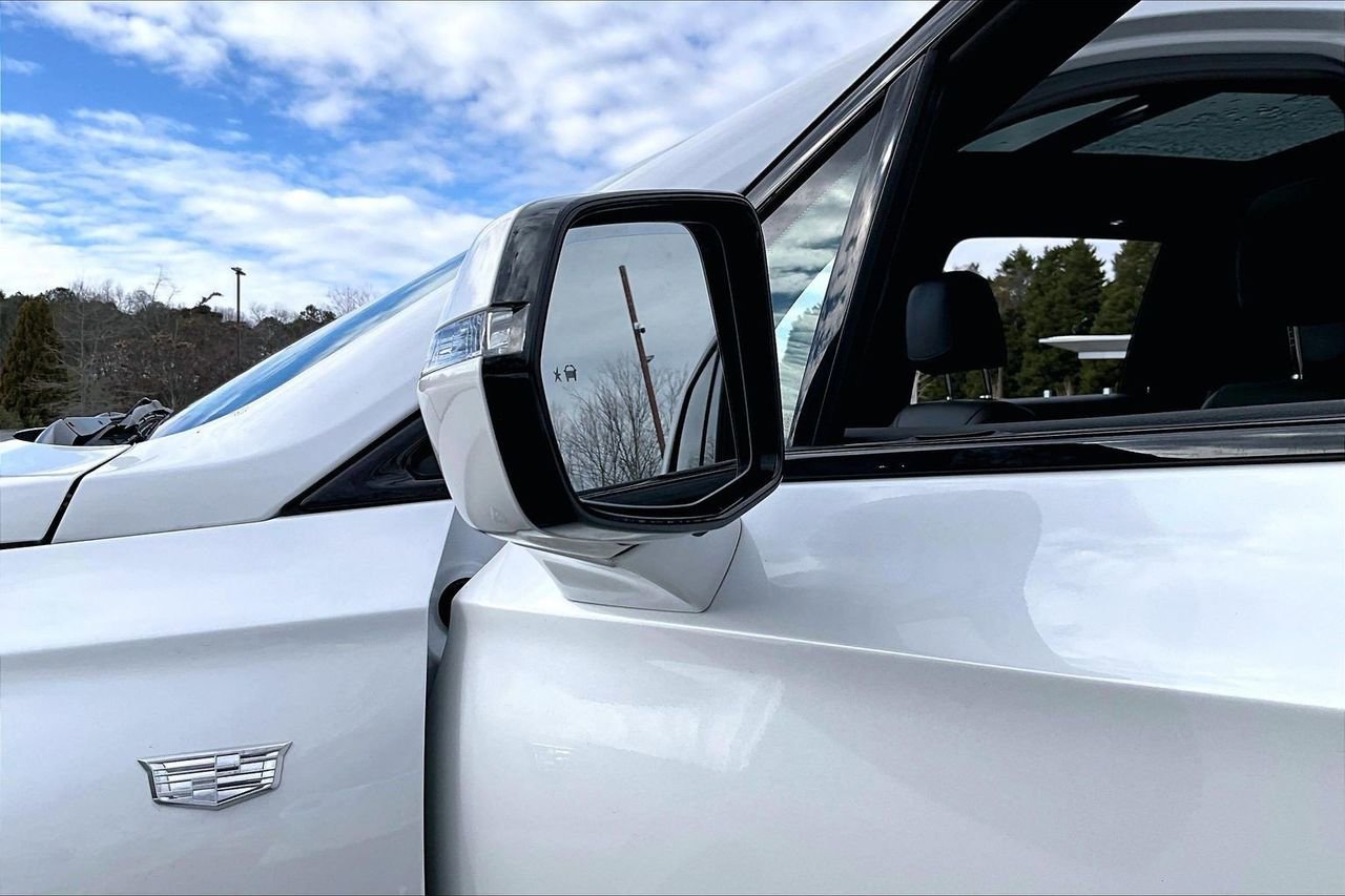 Used 2024 Cadillac XT6 Sport image 30