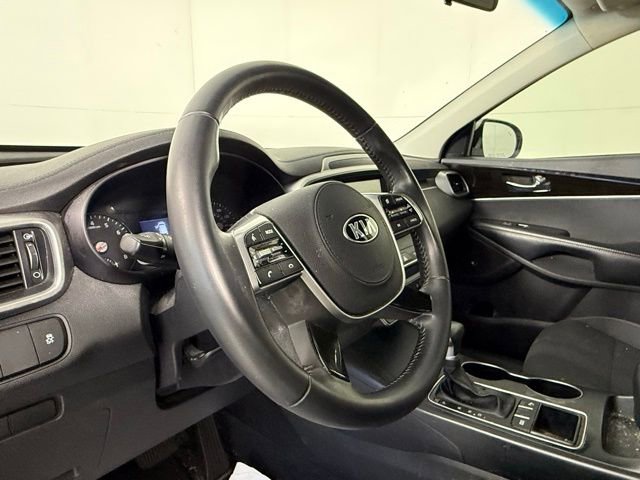Used 2020 Kia Sorento LX w/ LX I4 Convenience Package image 6