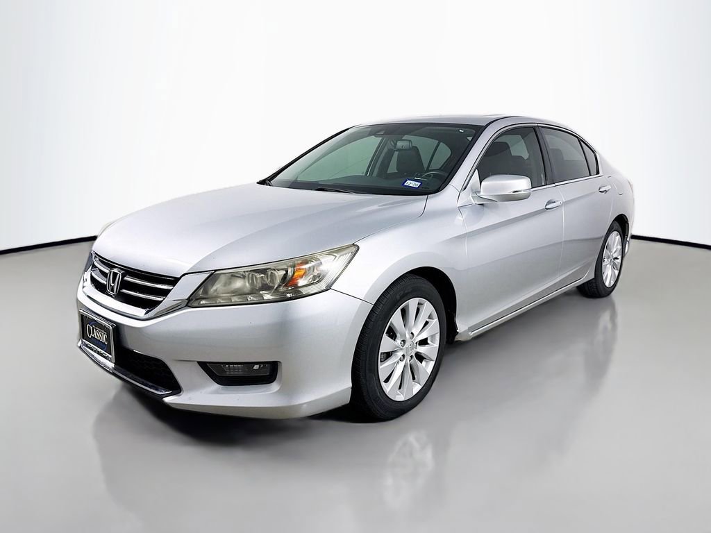 Used 2015 Honda Accord Touring image 3