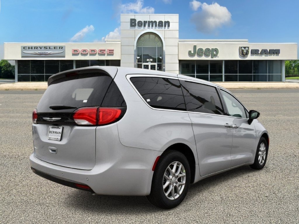 New 2026 Chrysler Voyager LX FWD image 8