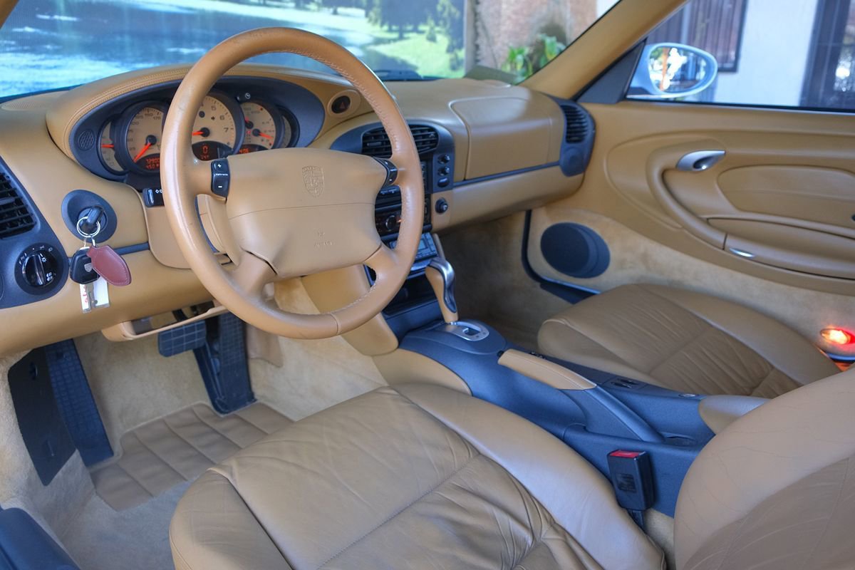 Used 1999 Porsche 911 Carrera RWD image 14