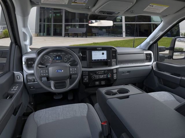New 2026 Ford F250 XLT w/ FX4 Off-Road Package image 9