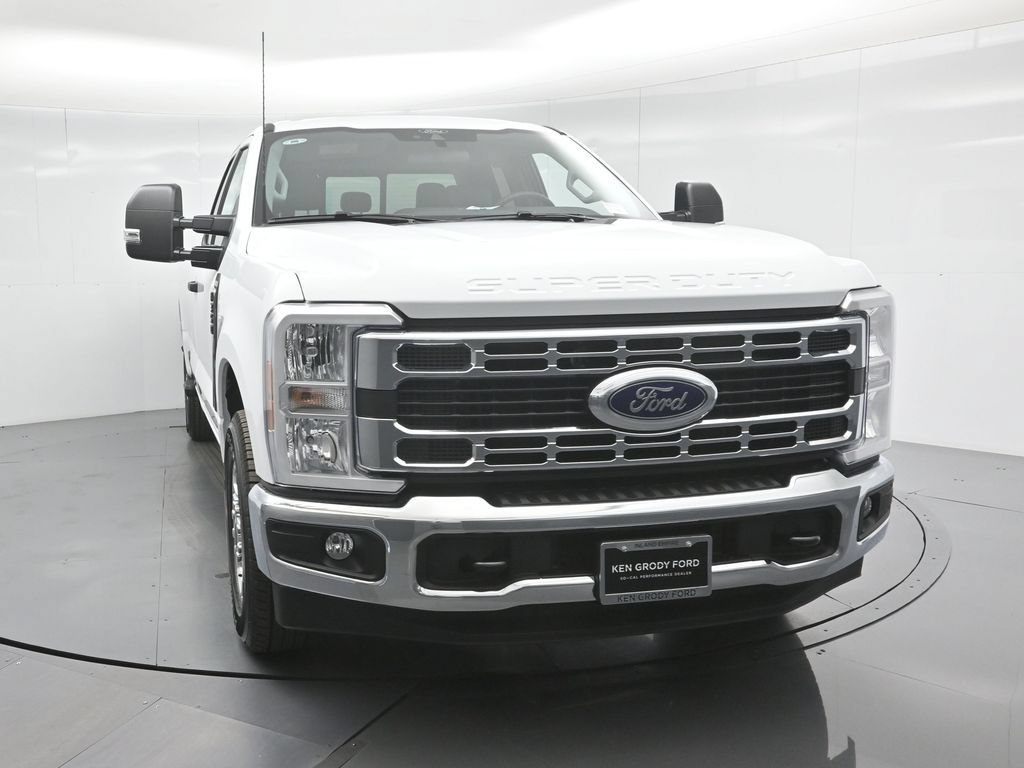 New 2026 Ford F350 XLT RWD image 21