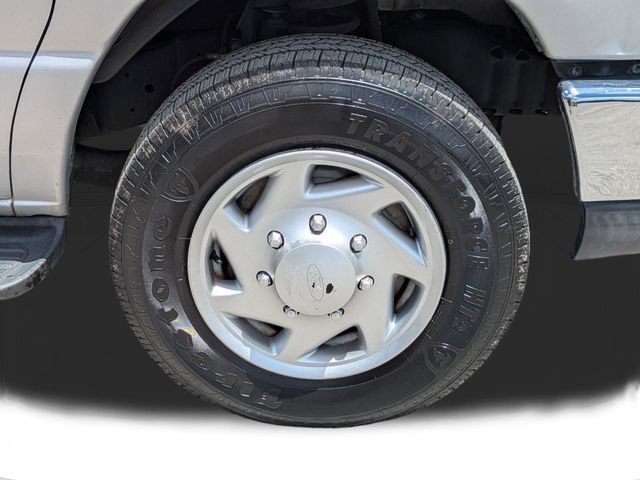 Used 2014 Ford E-350 and Econoline 350 XLT RWD image 11