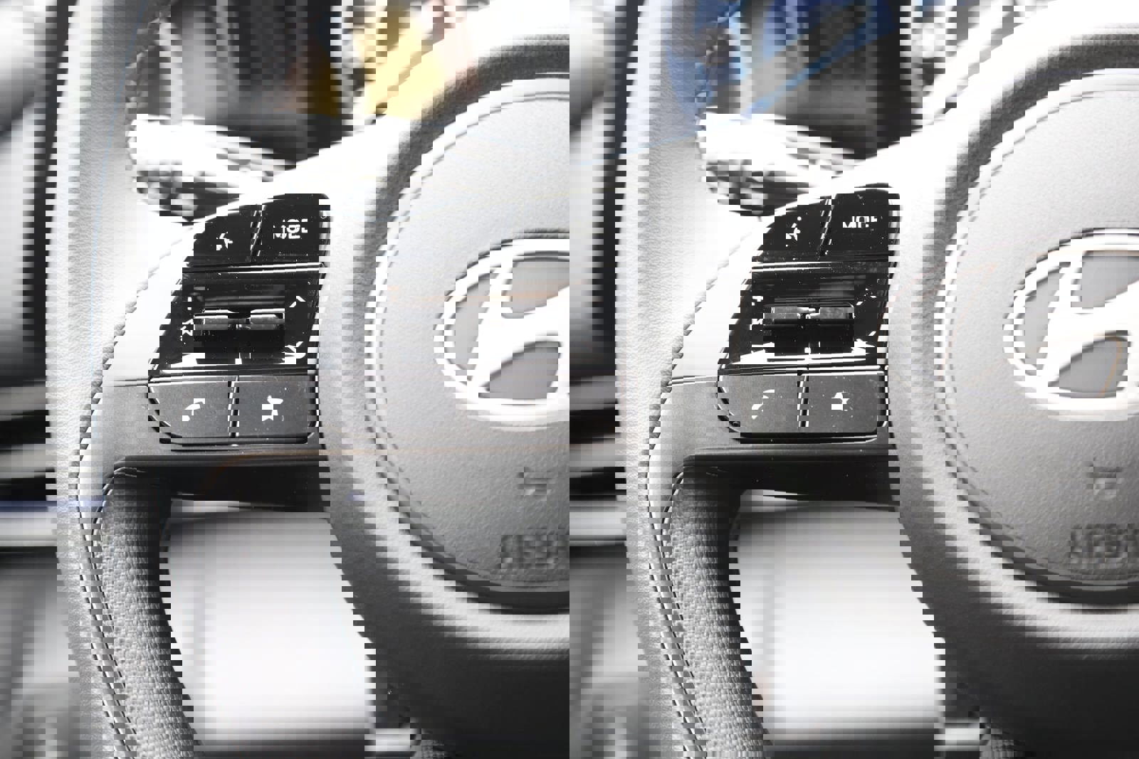 New 2026 Hyundai Elantra Sport image 18