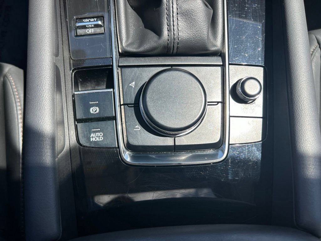 Used 2021 MAZDA MAZDA3 s FWD image 38