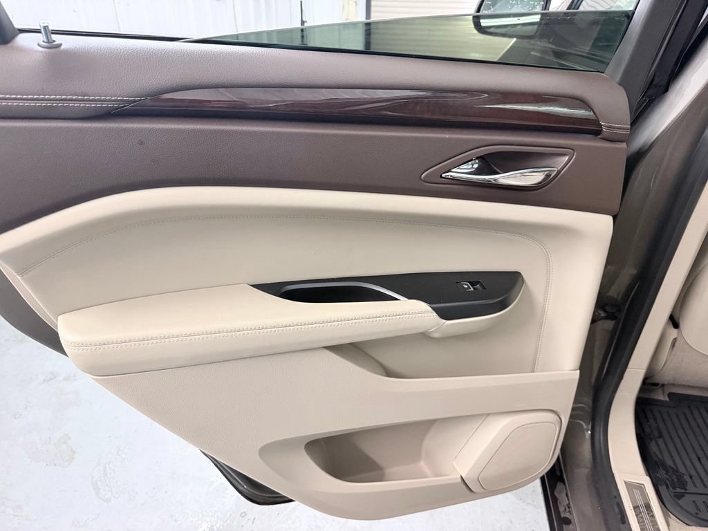 Used 2015 Cadillac SRX Premium FWD image 31