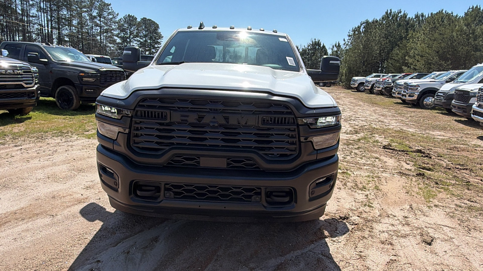 New 2026 RAM 2500 Tradesman AWD/4WD image 3