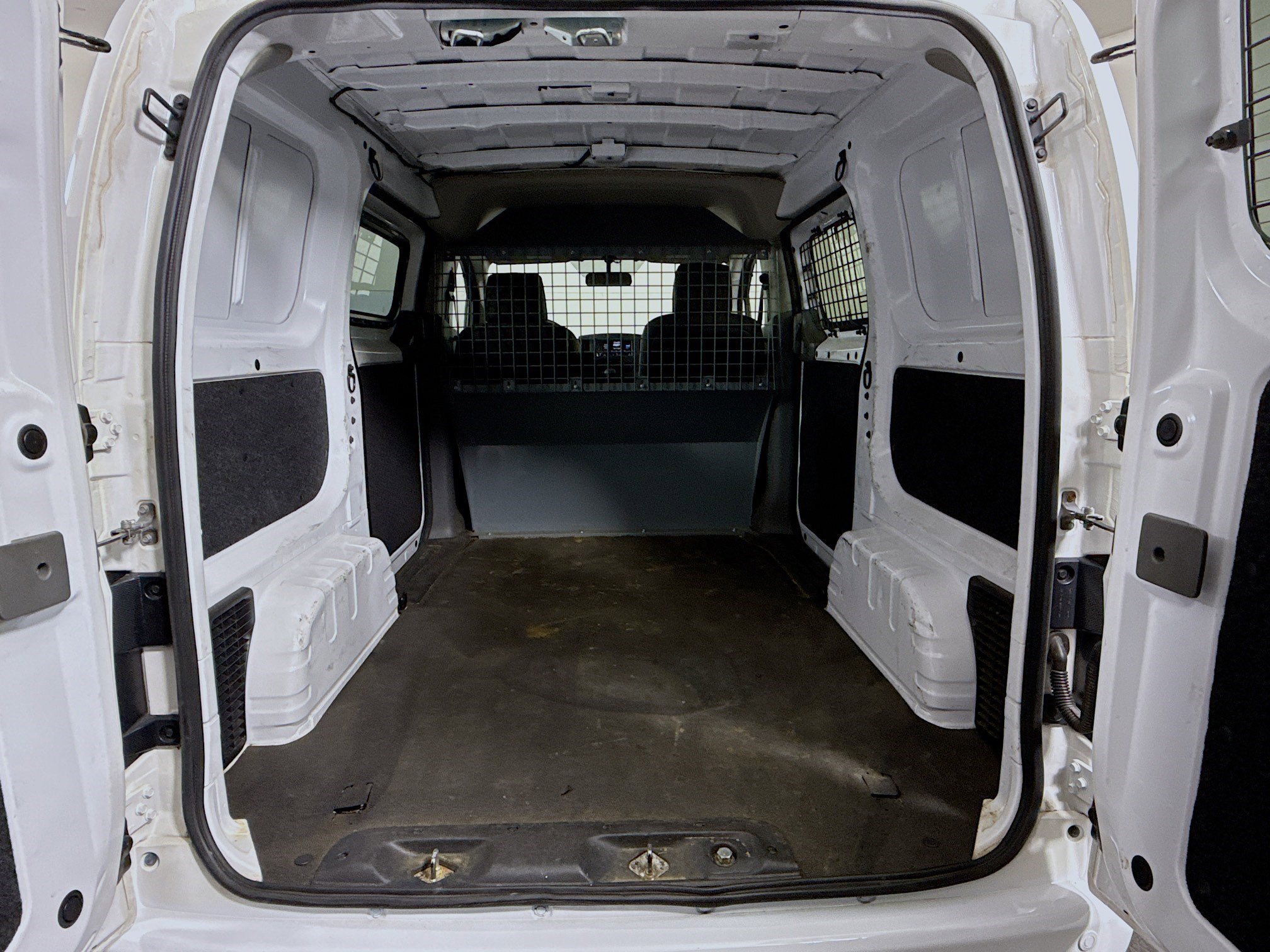 Used 2021 Nissan NV200 SV w/ Sliding Door Glass Package image 30