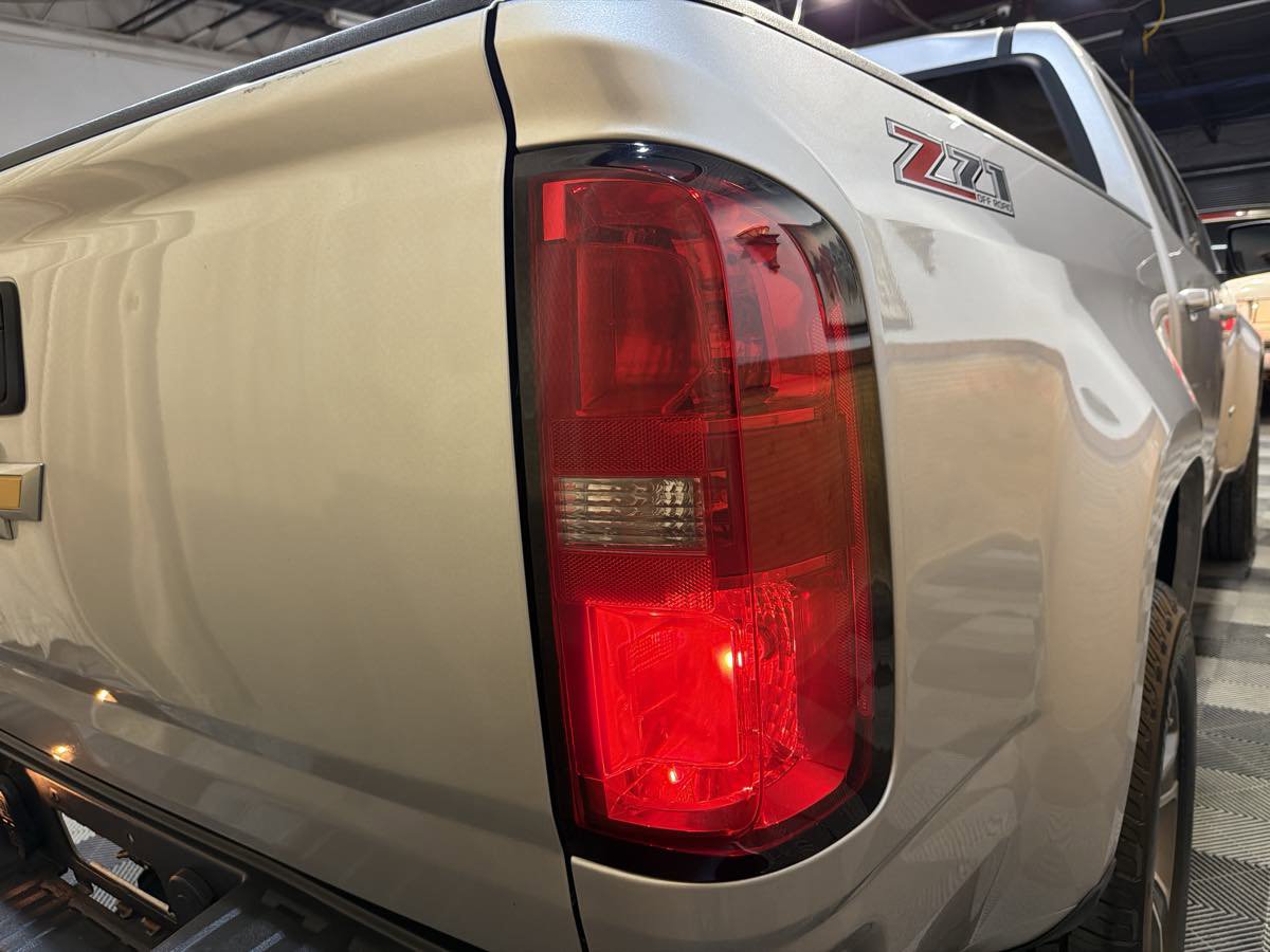 Used 2020 Chevrolet Colorado Z71 AWD/4WD image 10