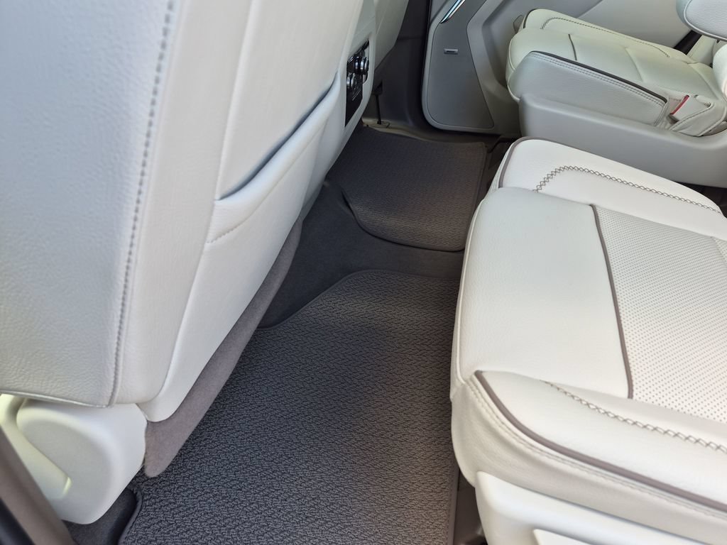 New 2026 GMC Yukon Denali AWD/4WD image 36