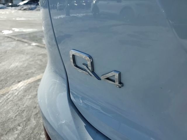 Used 2024 Audi Q4 e-tron Premium Plus w/ Premium Plus image 7