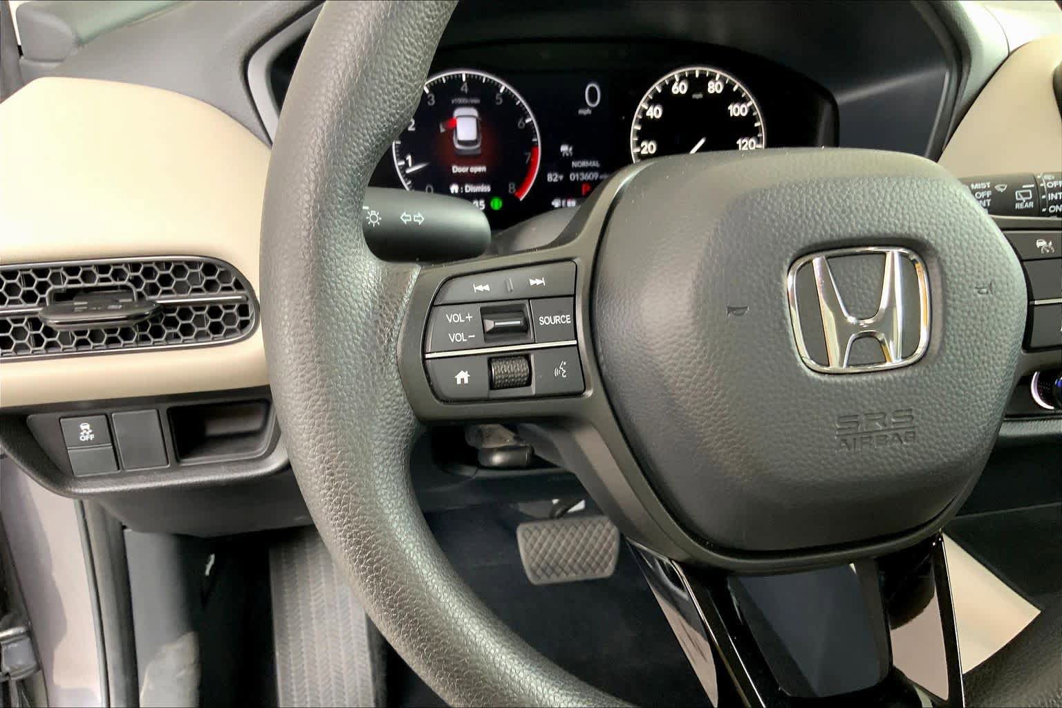 Used 2025 Honda HR-V LX image 24