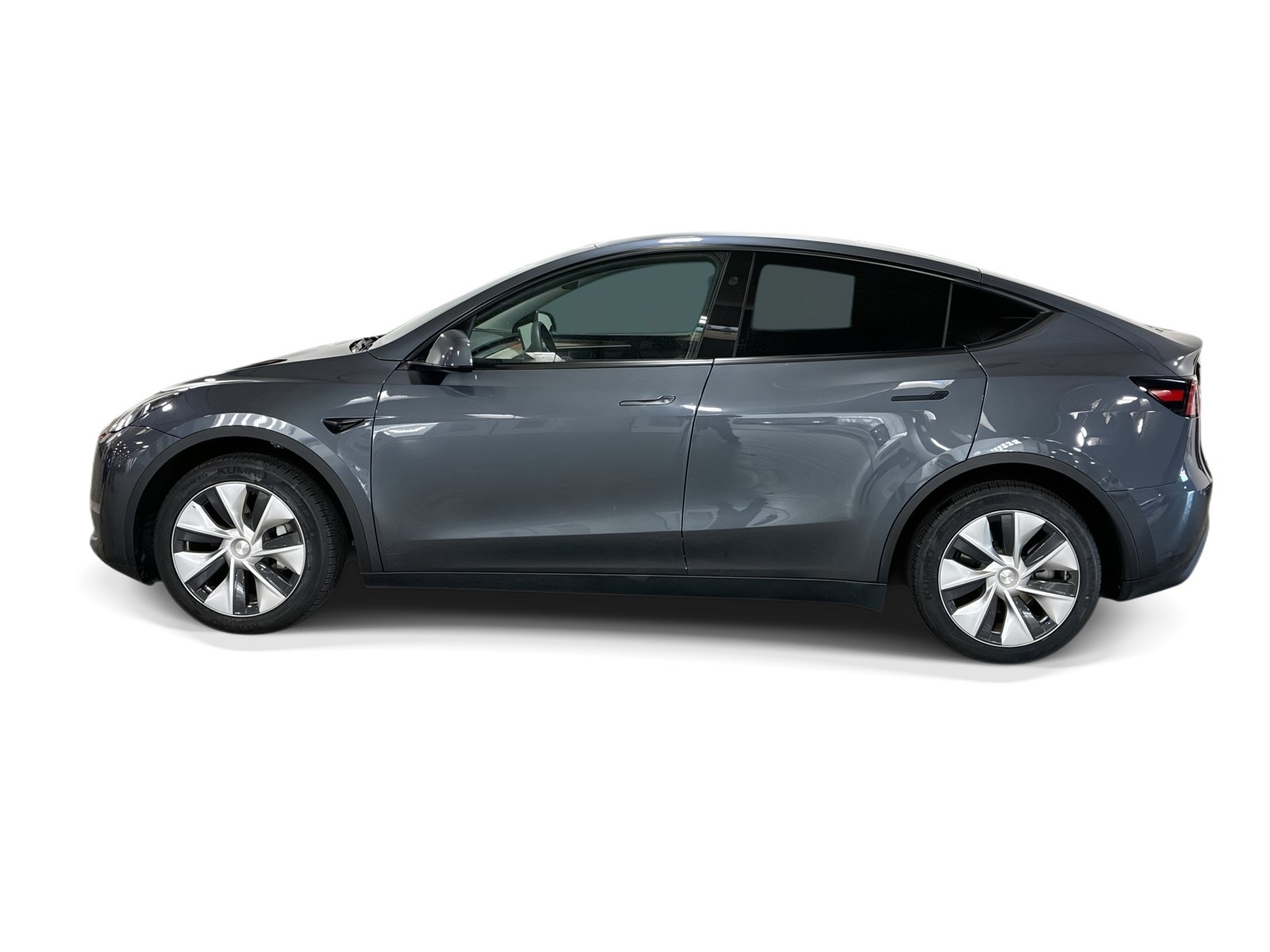 Certified 2023 Tesla Model Y Long Range AWD/4WD image 3