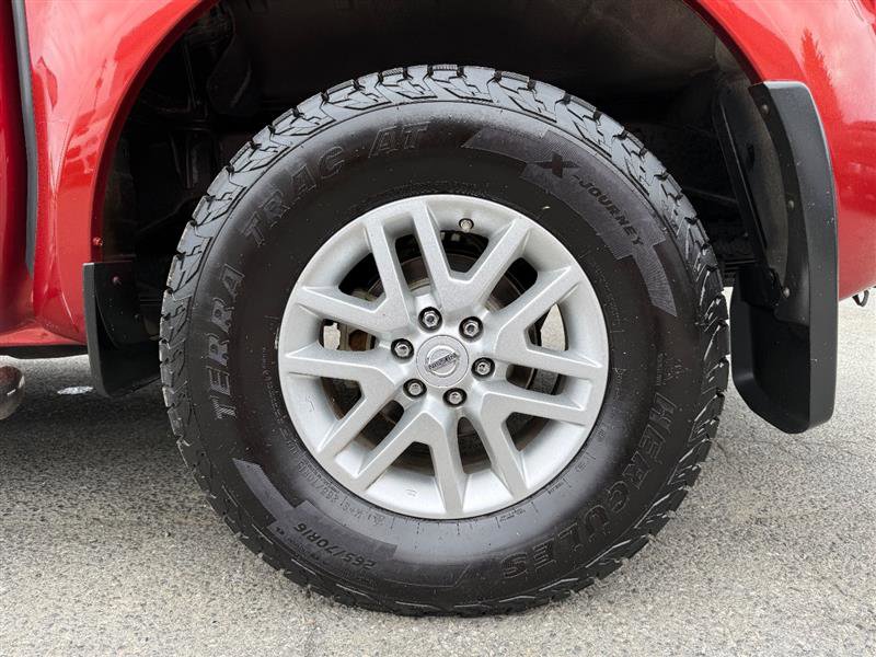 Used 2014 Nissan Frontier SV w/ SV Value Truck Package AWD/4WD image 13