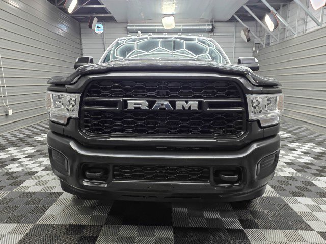 Used 2022 RAM 3500 Tradesman w/ Bed Utility Group AWD/4WD image 3
