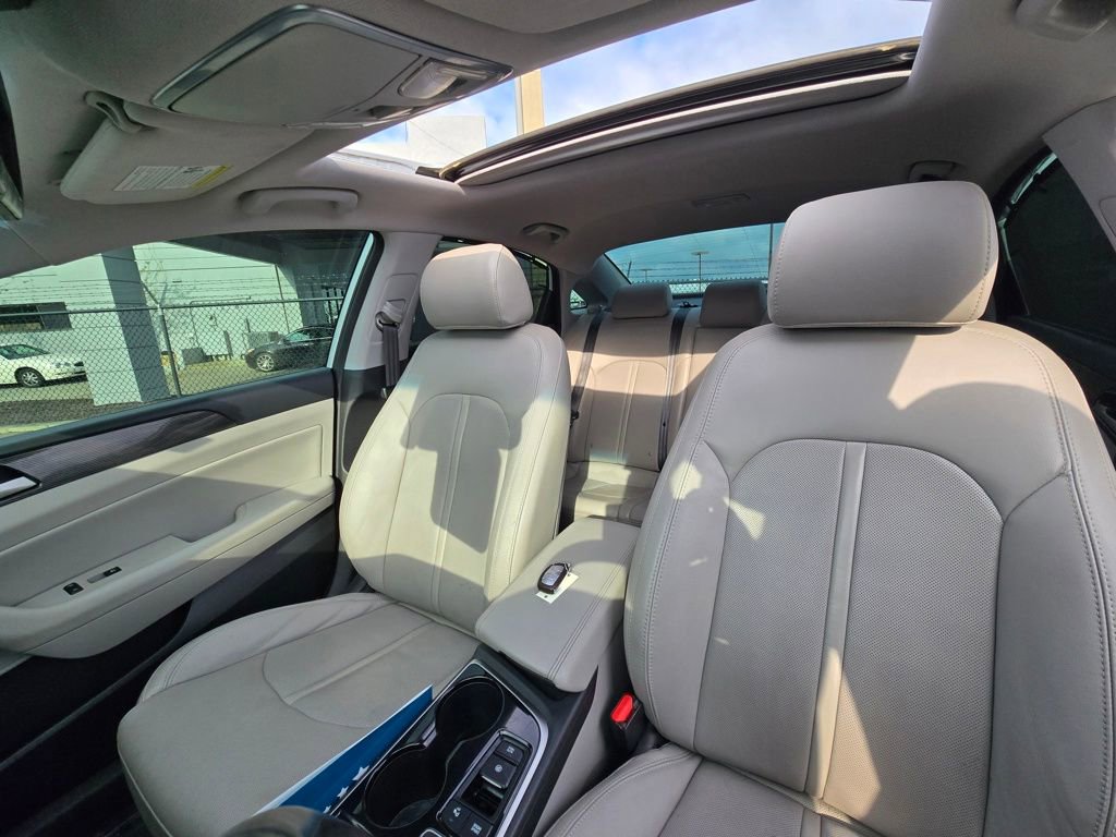 Used 2018 Hyundai Sonata Limited w/ Limited Ultimate Package 03 FWD image 27