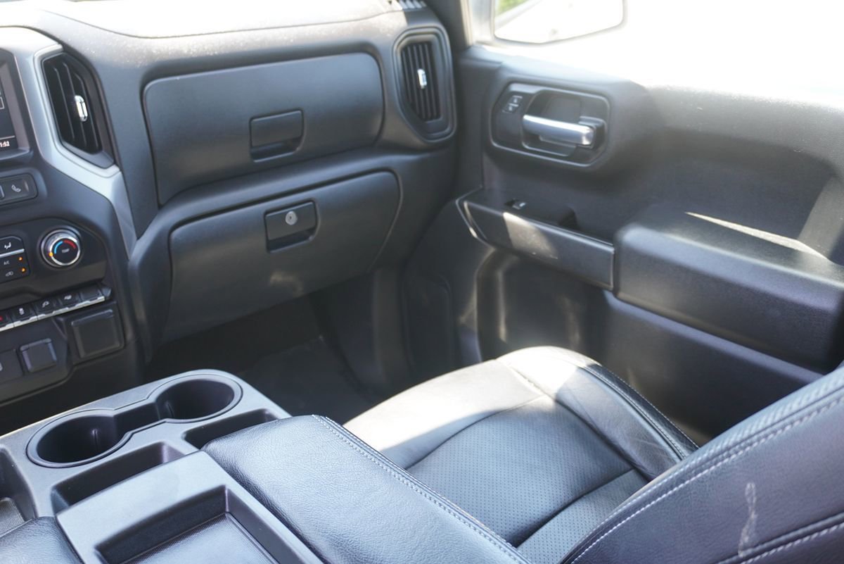 Used 2020 Chevrolet Silverado 1500 Custom w/ Rally Edition RWD image 22