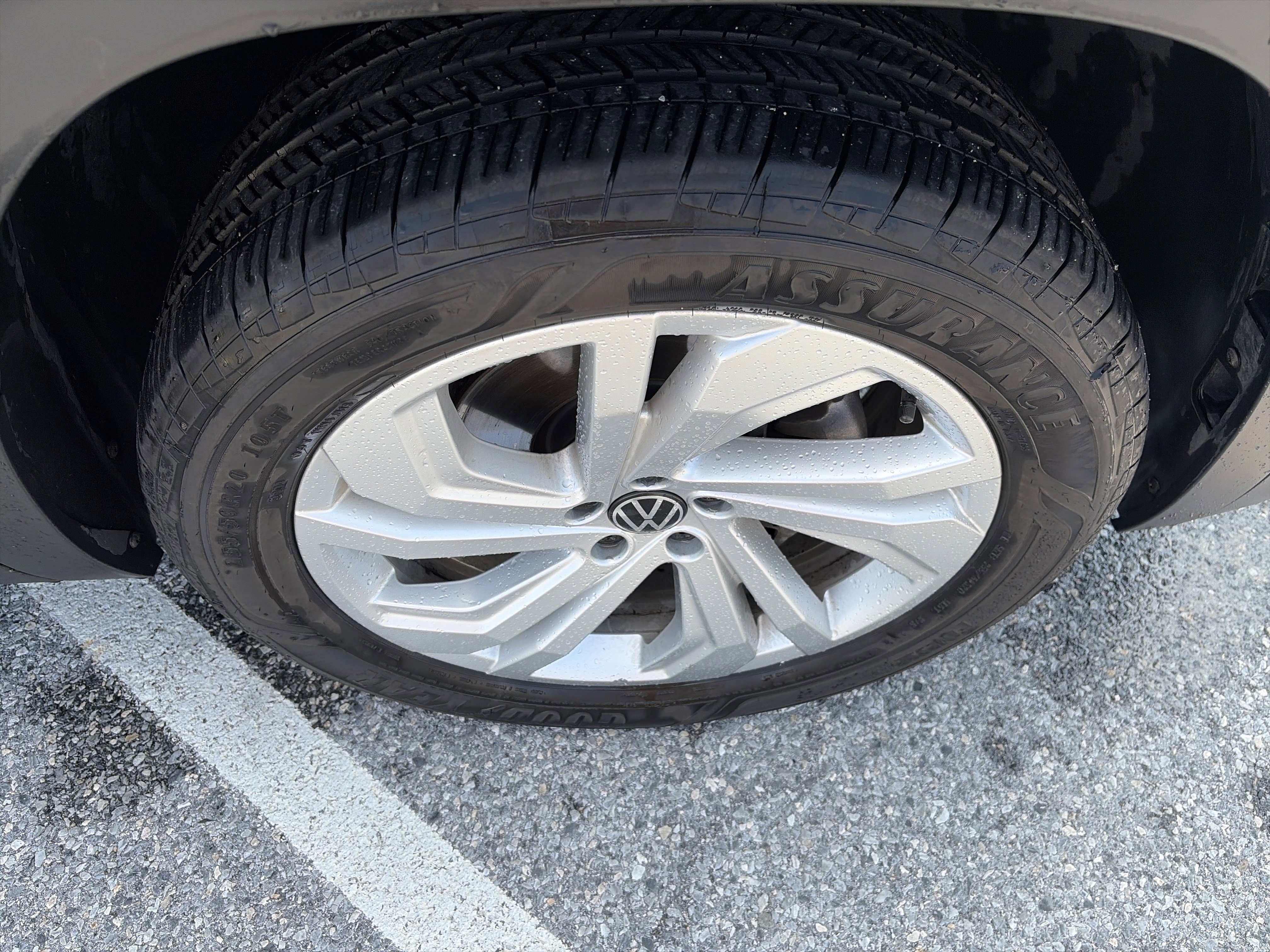 Used 2023 Volkswagen Atlas SE image 15