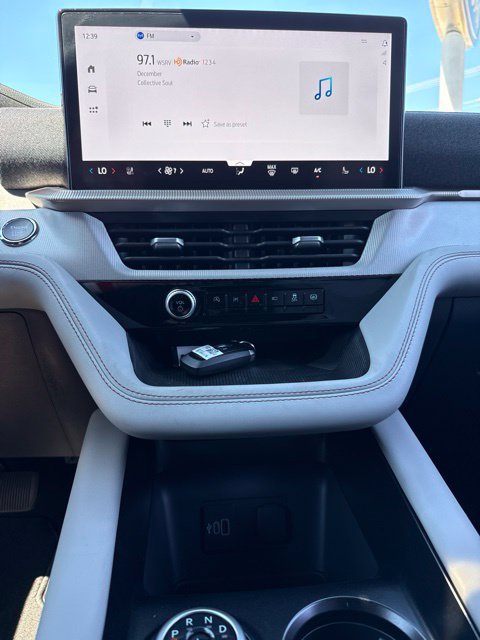 New 2027 Ford Explorer Active w/ Active Comfort Package RWD image 35