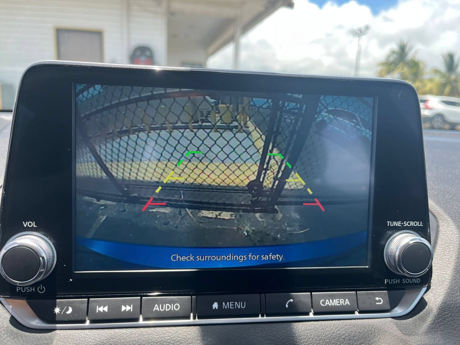 Used 2025 Nissan Sentra SV FWD image 22